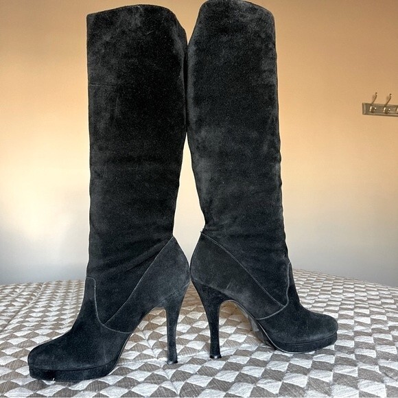 BCBGeneration Dishy Black Suede Platform Heeled Boots Women’s Size 9 - Picture 2 of 12